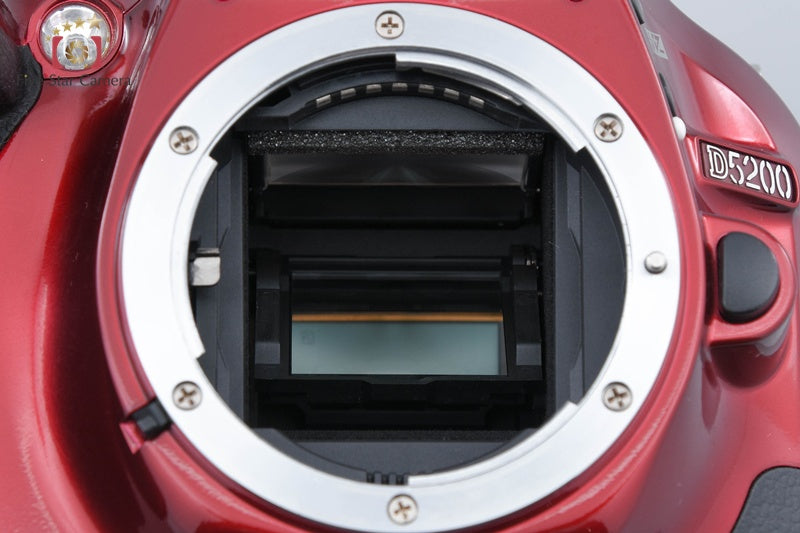 Nikon D5200 Red 24.1 MP DSLR Camera 18-55 VR Lens