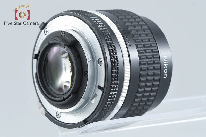 Nikon Ai-S NIKKOR 24mm f/2