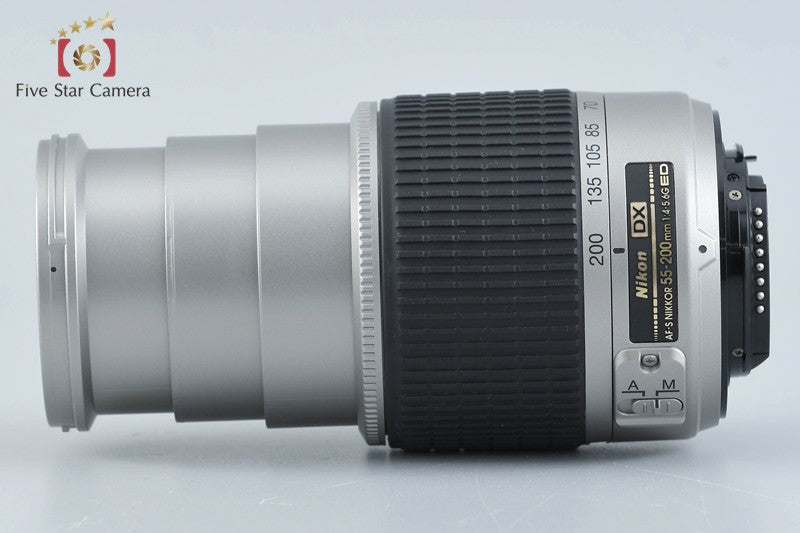 Nikon AF-S DX NIKKOR 55-200mm f/4-5.6 G ED Silver