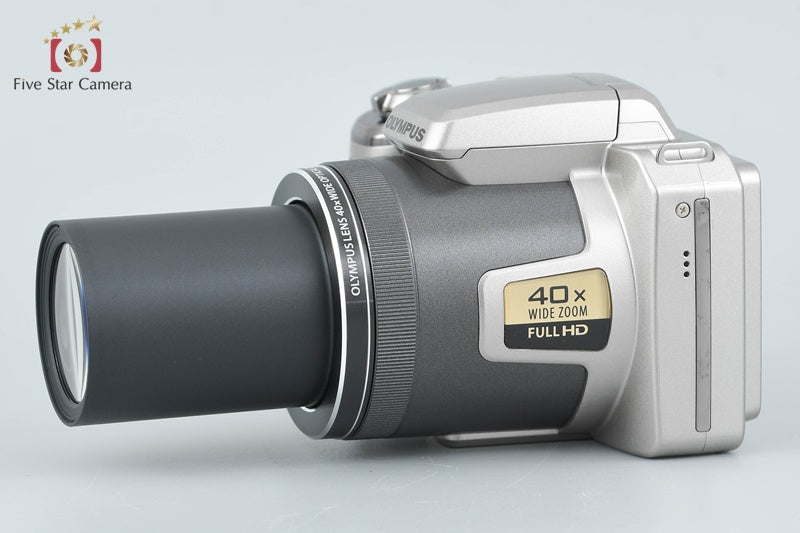 Olympus Stylus SP-820UZ Silver 14.0 MP Digital Camera