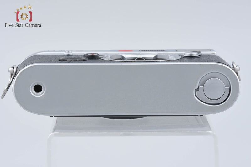 Leica M6 Chrome 35mm Rangefinder Film Camera Body