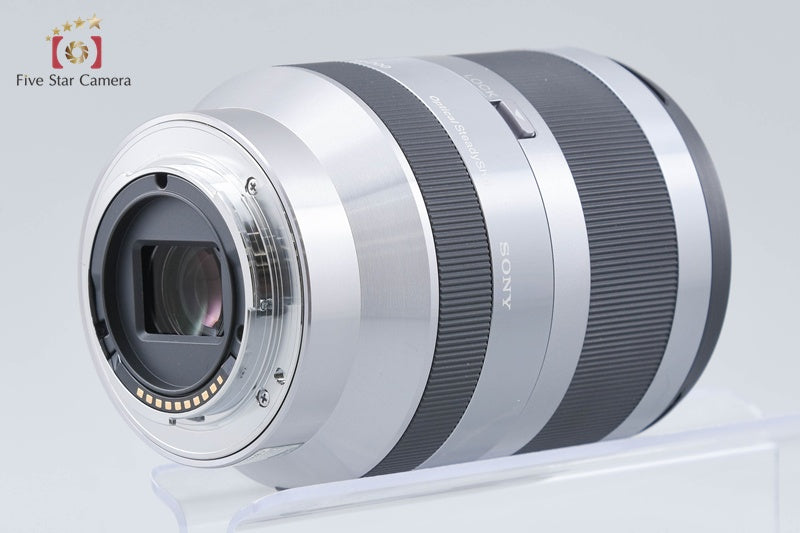 SONY E 18-200mm f/3.5-6.3 OSS SEL18200 Silver