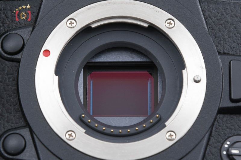 Panasonic LUMIX DC-G9 Black 20.3MP Digital Mirrorless Camera International Model