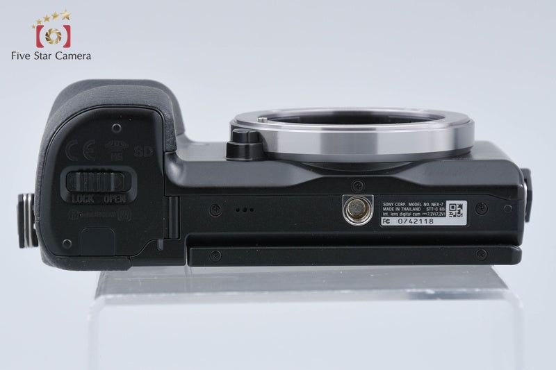Sony Alpha α NEX-7 Black 24.3 MP Digital Camera Body [Japanese Language Only]