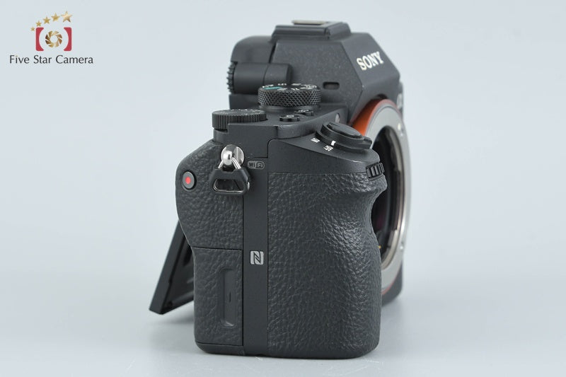 Sony α7II ILCE-7M2 24.3 MP Digital Mirrorless Camera [Japanese Language Only]