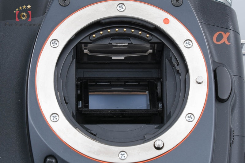 Sony α100 DSLR-A100 Black 10.2 MP Digital SLR Camera [Japanese Language Only]