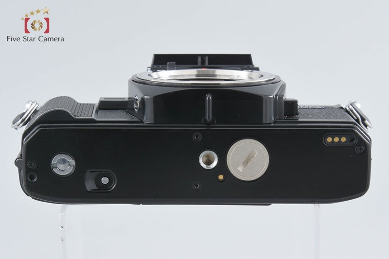 Minolta X-700 35mm SLR Film Camera Body