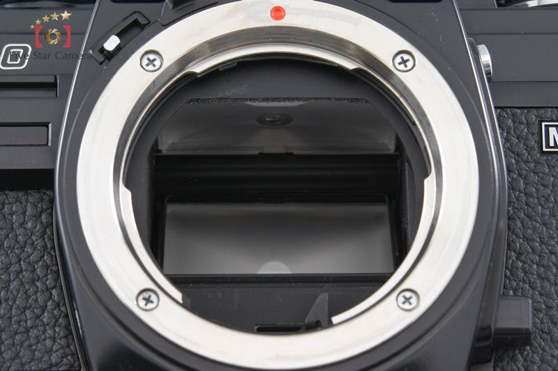 Minolta X-700 35mm SLR Film Camera Body