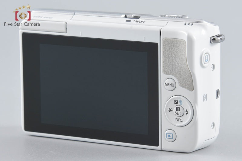Canon EOS M10 White 18.0 MP Digital Mirrorless Camera 15-45 IS STM Lens