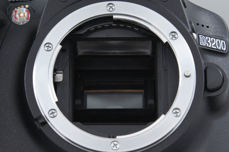 "Shutter count 1,951" Nikon D3200 Black 24.2 MP DSLR 18-55 VR Lens