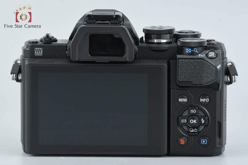 "Count 390" Olympus OM-D E-M10 Mark III Black 16.1 MP 14-42 40-150 Lenses w/ Box
