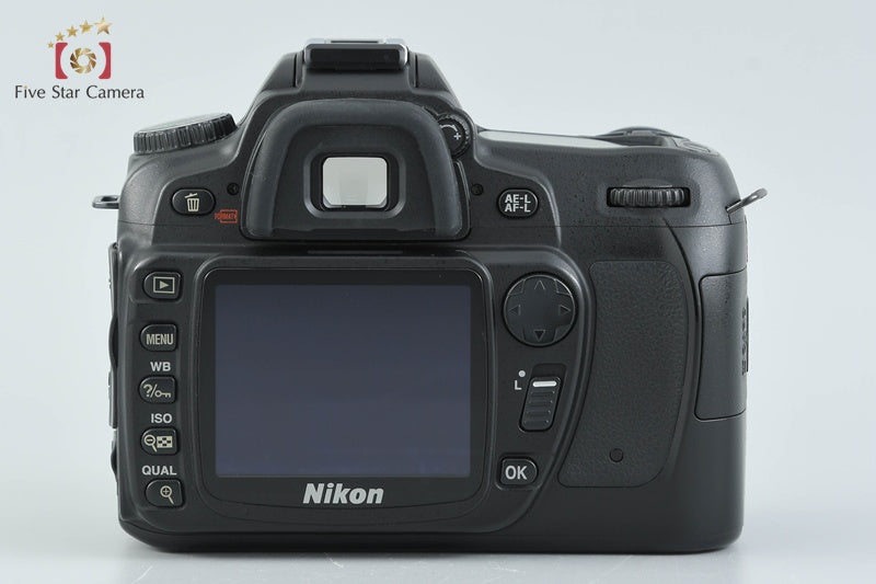 Nikon D80 10.2 MP Digital SLR Camera AF-S DX 18-135 G Lens