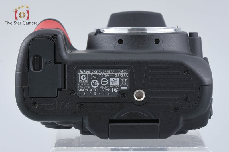 "Shutter count 388" Nikon D5000 12.3 MP DSLR Camera Body