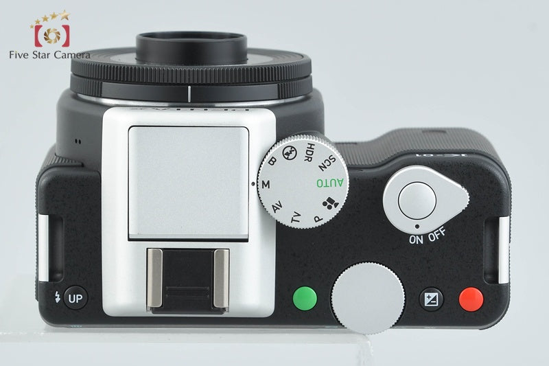 "Shutter count 6" PENTAX K-01 Black 16.2 MP DSLR 40 Lens