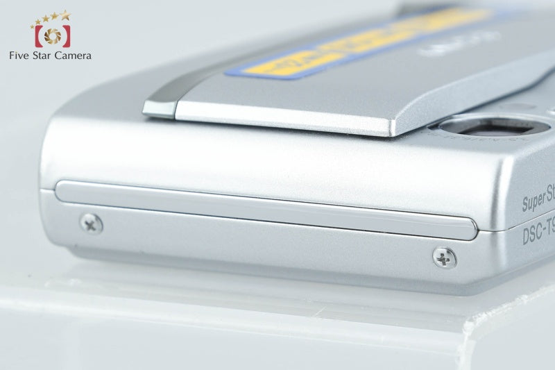 SONY Cyber-shot DSC-T9 Silver 6.0 MP Digital Camera [Japanese Language Only]