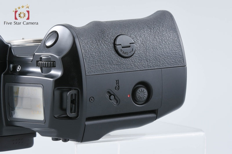 Canon EOS 5 QD 35mm SLR Film Camera Body