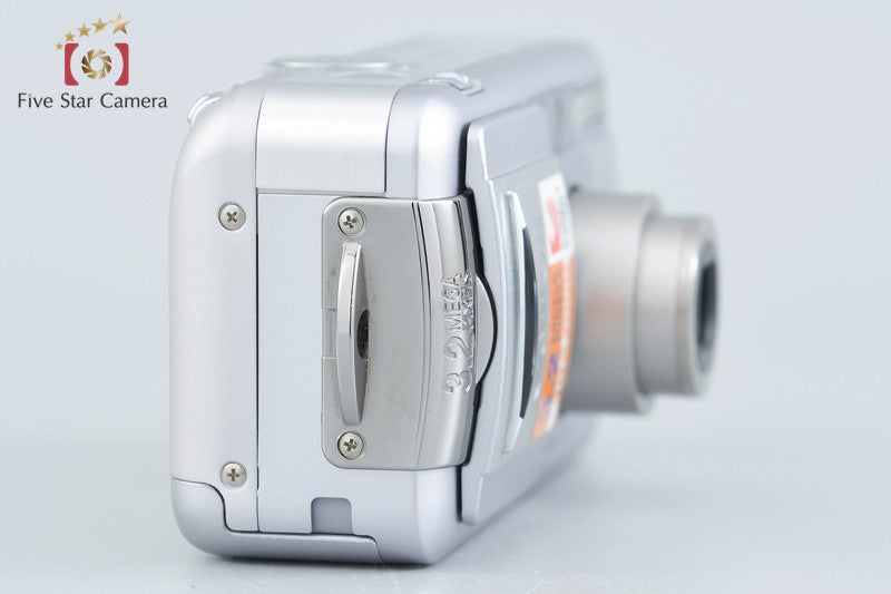 Canon PowerShot S30 Lavender Silver 3.2 MP Digital Camera w/ Box