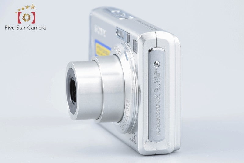 SONY Cyber-shot DSC-W200 Silver 12.1 MP Digital Camera [Japanese Language Only]