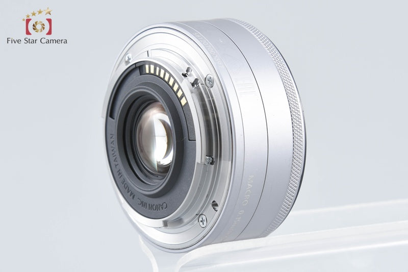Canon EF-M 22mm f/2 STM Silver