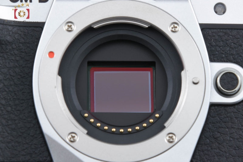 "Count 2,471" Olympus OM-D E-M10 Mark III Silver 16.1 MP 14-42 40-150 EZ Lenses