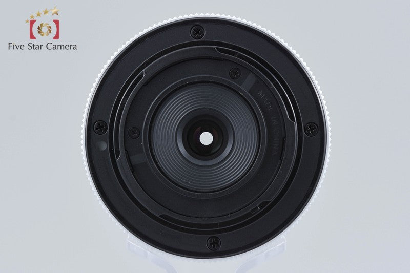 Olympus 15mm f/8 Body Cap Lens BCL-1580 White