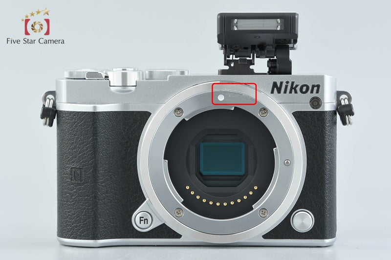 "Shutter count 3,853" Nikon 1 J5 Silver 20.8 MP Digital Camera 10-30 VR Lens