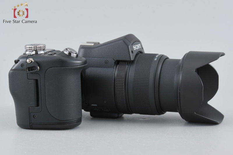 SONY Cyber-shot DSC-F828 8.1 MP Digital Camera