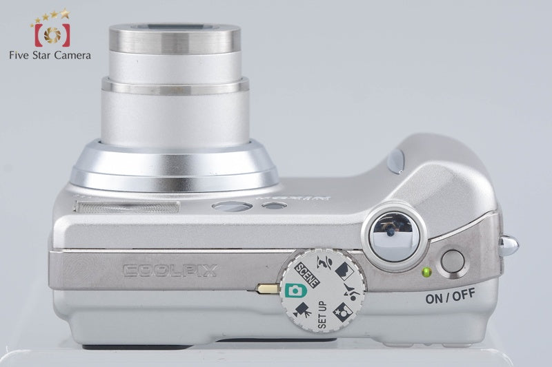 Nikon COOLPIX 7900 Silver 7.1 MP Digital Camera