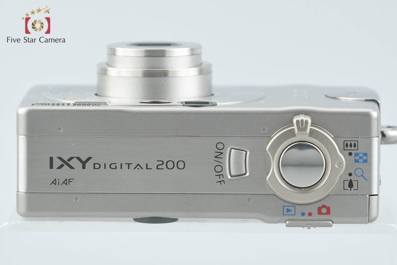 Canon IXY Digital 200 2.2 MP Digital Camera w/ Box