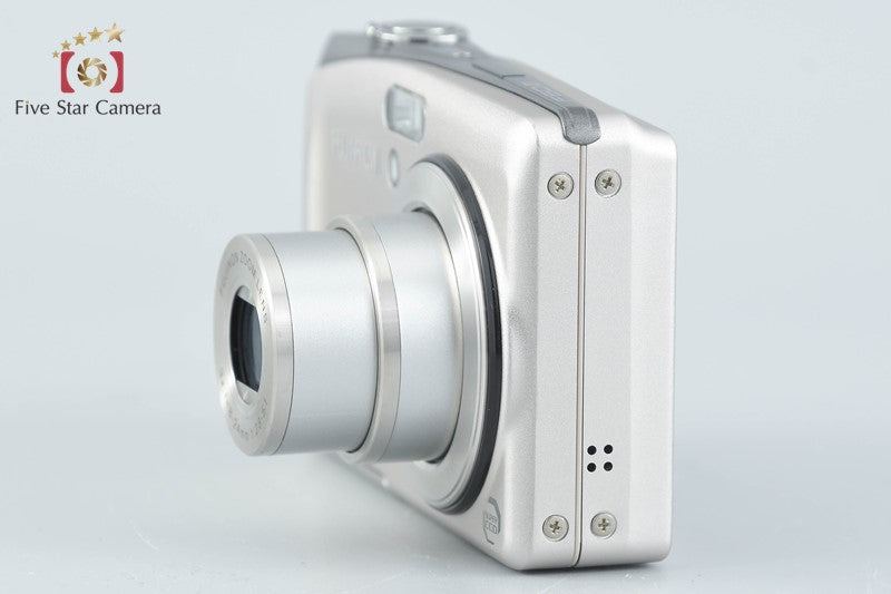 Fujifilm FINEPIX F60fd Silver 12.0 MP Digital Camera