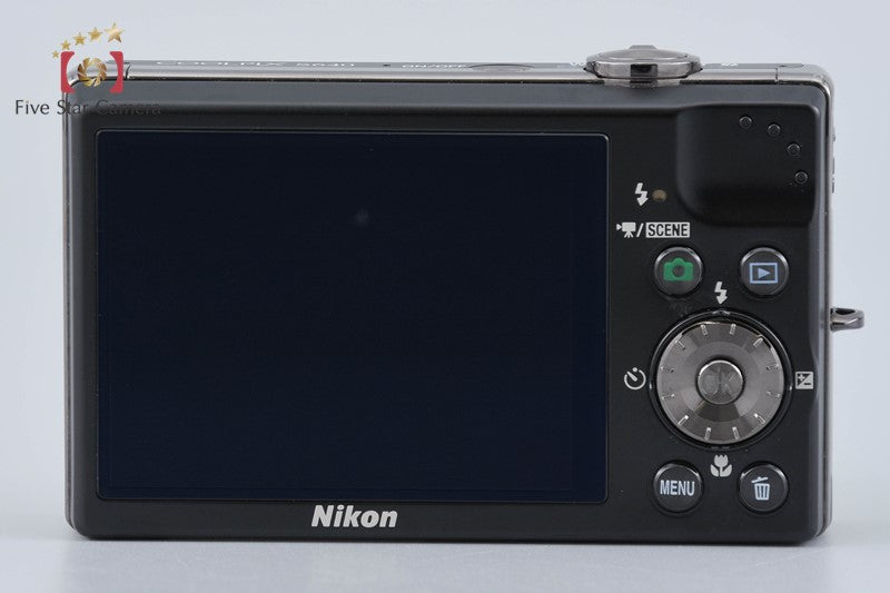 Nikon COOLPIX S640 Deep Black 12.2 MP Digital Camera