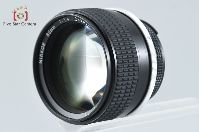 Nikon Ai-S NIKKOR 85mm f/1.4