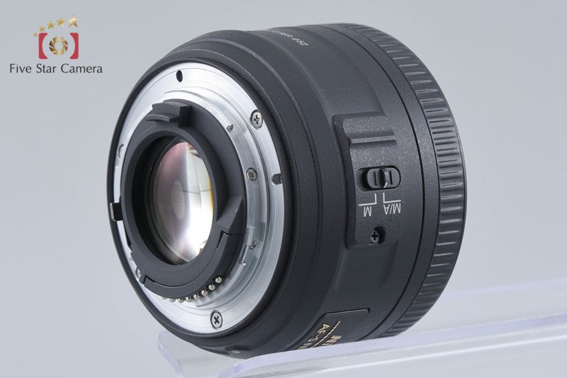 Nikon AF-S DX NIKKOR 35mm f/1.8 G