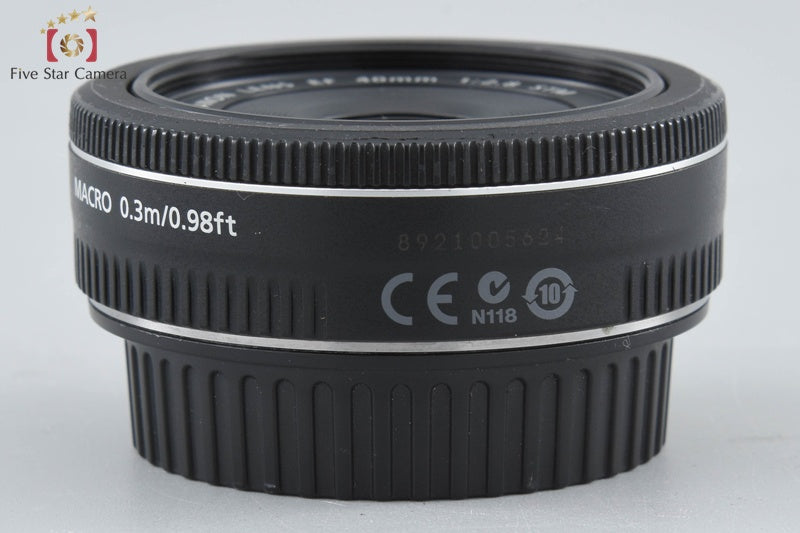 Canon EF 40mm f/2.8 STM