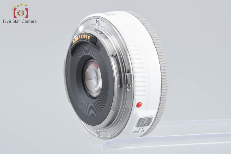 Canon EF 40mm f/2.8 STM White