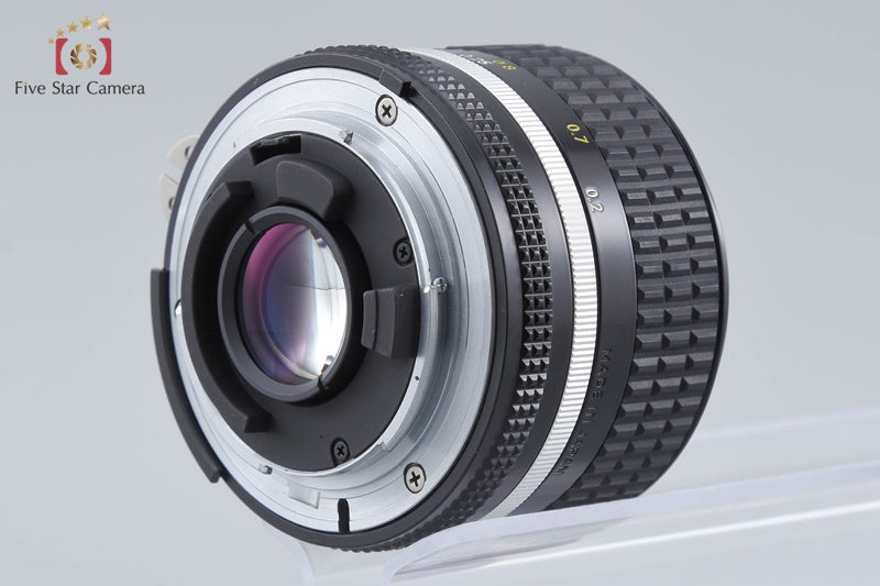Nikon Ai-S NIKKOR 28mm f/2.8