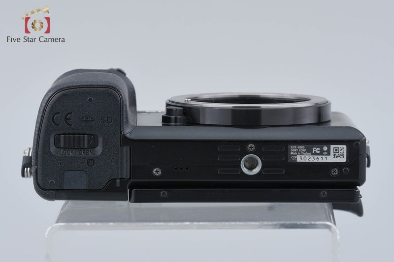Sony α6000 ILCE-6000 Black 24.3 MP Digital Camera [Multiple Languages]