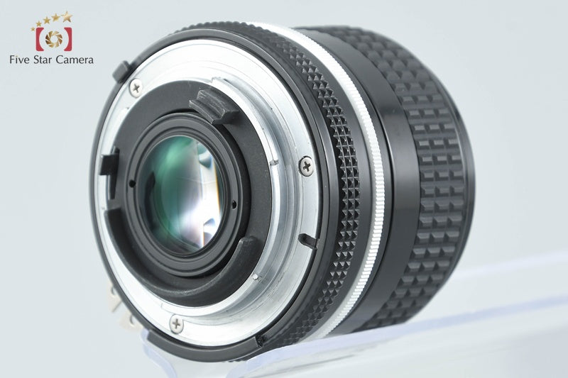 Nikon Ai NIKKOR 24mm f/2.8