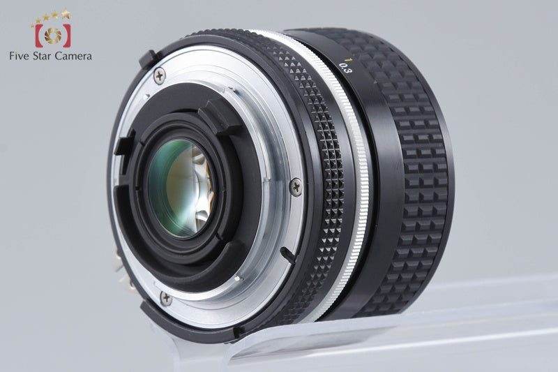 Nikon Ai NIKKOR 28mm f/2.8