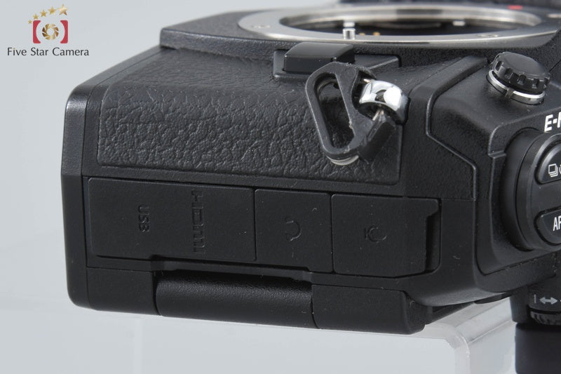 Count 3,212 Olympus OM-D E-M1 Mark II Black 20.3 MP Digital Mirrorless Camera