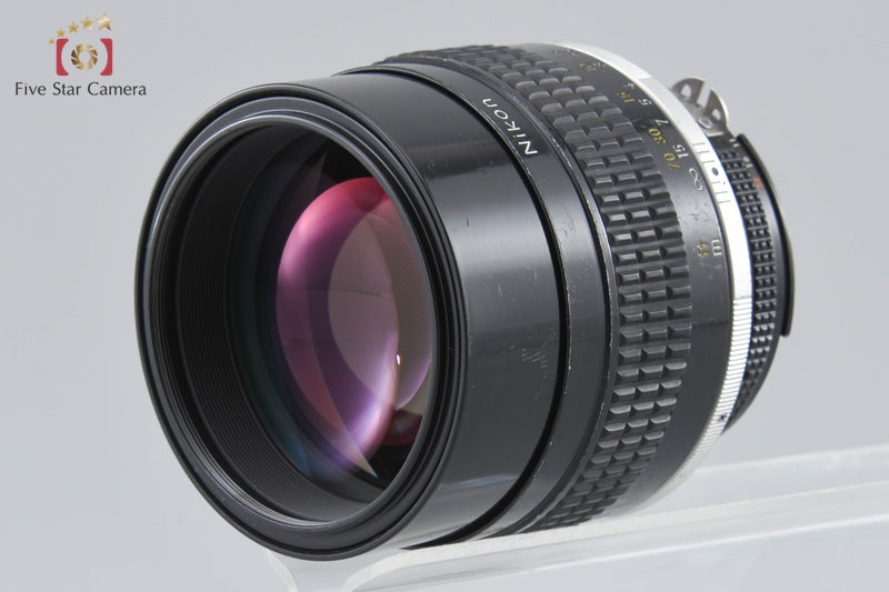 Nikon Ai-S NIKKOR 105mm f/1.8