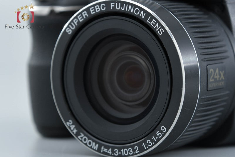 Fujifilm FinePix S3200 14.0 MP Digital Camera