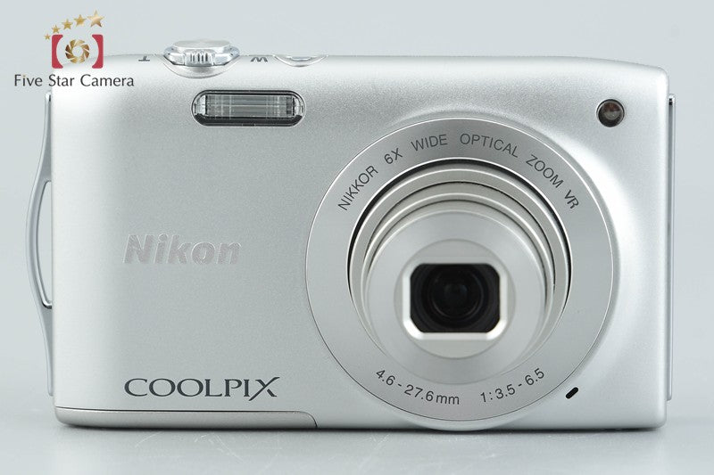 Nikon COOLPIX S3300 Crystal Silver 16.0 MP Digital Camera w/ Box