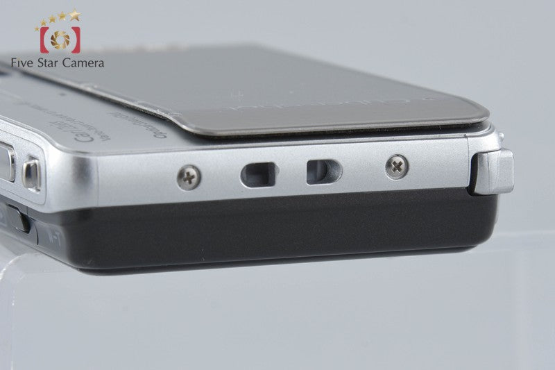 Sony Cyber-shot DSC-TX5 Silver 10.2 MP Digital Camera [Japanese Language Only]