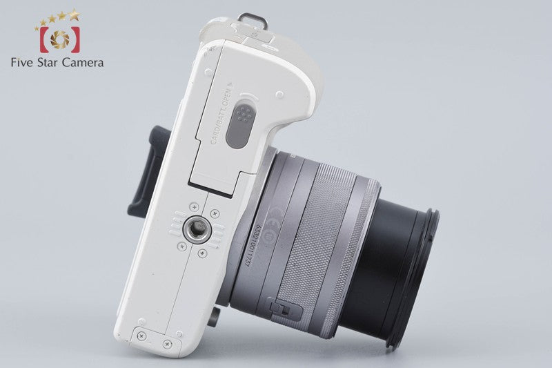 Canon EOS Kiss M / M50 White 24.0 MP 15-45 IS STM Lens