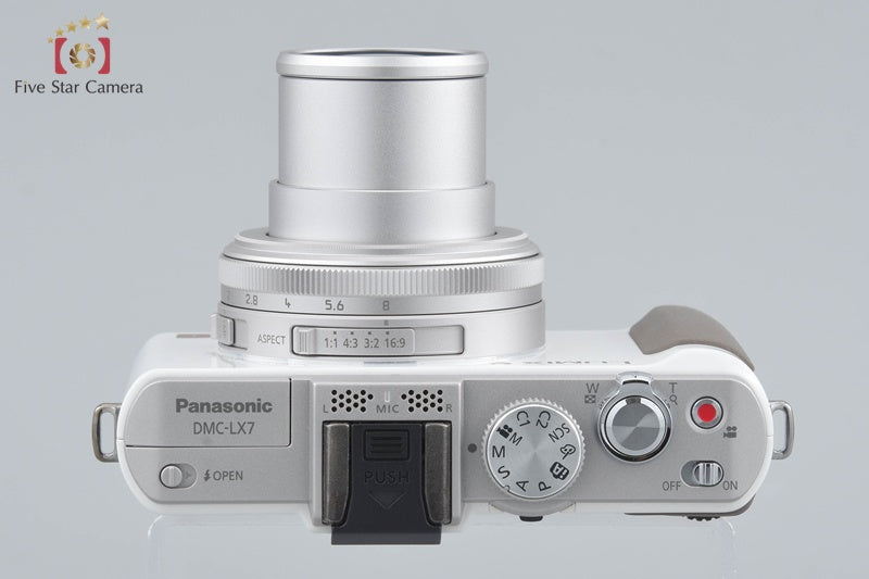 Panasonic LUMIX DMC-LX7 White 10.1 MP Digital Camera [Japanese Language Only]