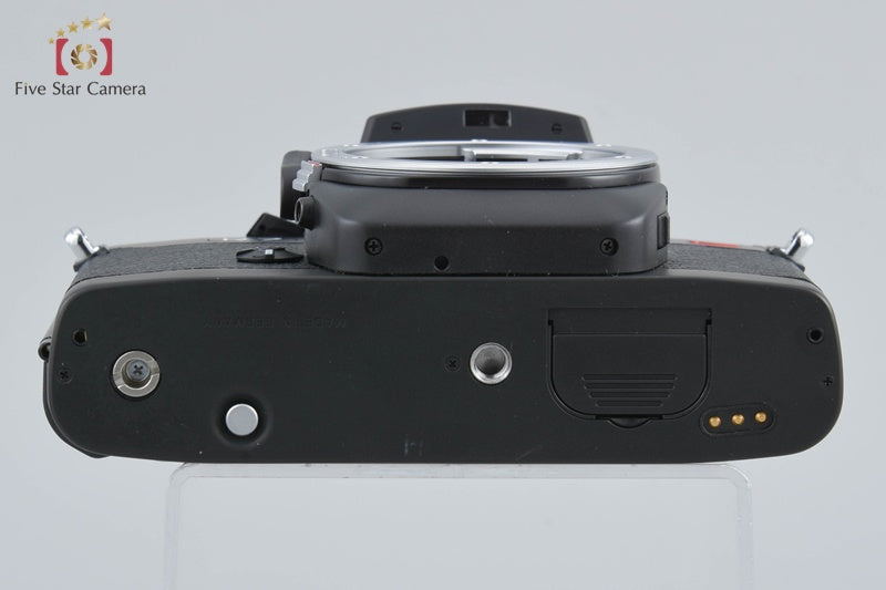 Leica R7 Black 35mm SLR Film Camera Body