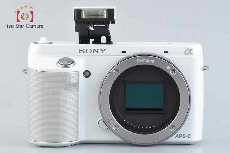 Count 2,185 Sony Alpha NEX-F3 White 16.1MP 18-55 Lens [Japanese Language Only]