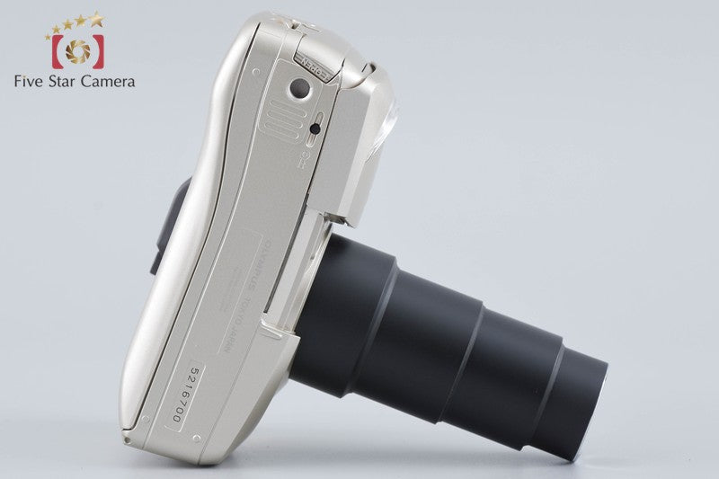 Olympus μ[mju:] ZOOM 140 Point & Shoot 35mm Film Camera