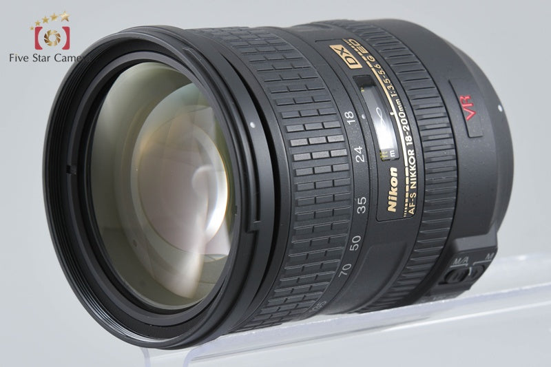 Nikon AF-S DX NIKKOR 18-200mm f/3.5-5.6 G ED VR
